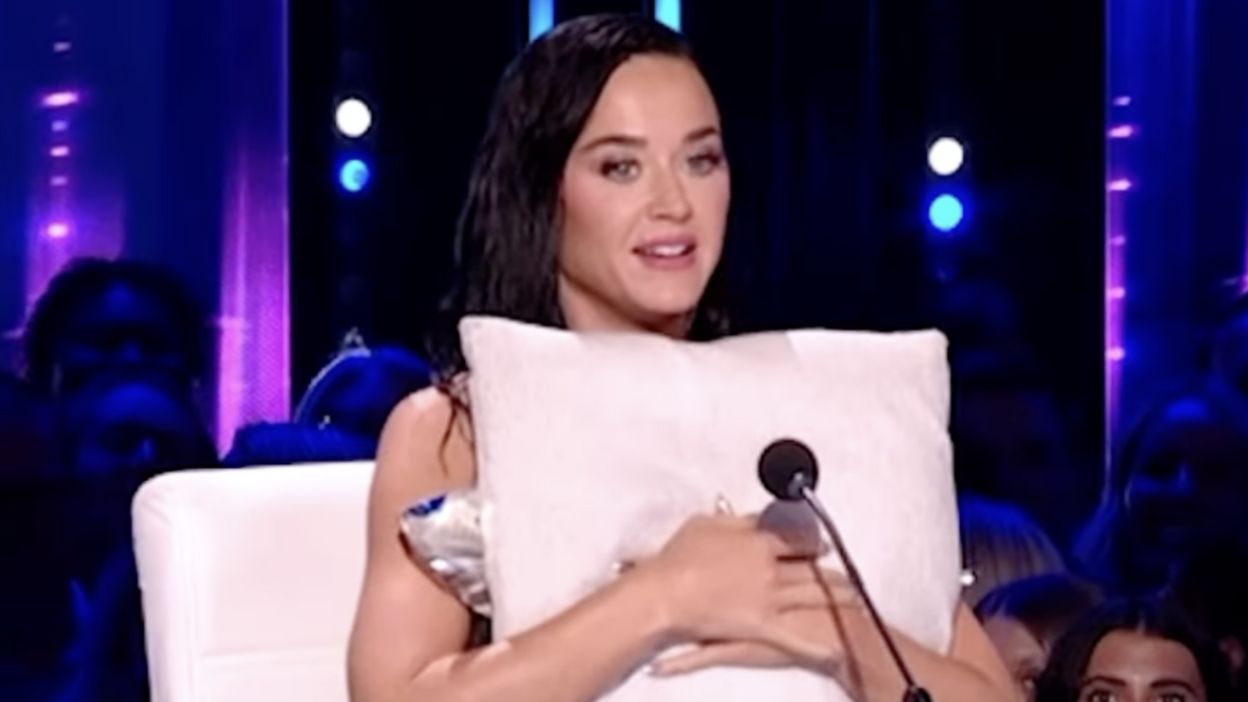 Katy Perry D Voile Un Extrait De Son Nouveau Clip Et Les Critiques