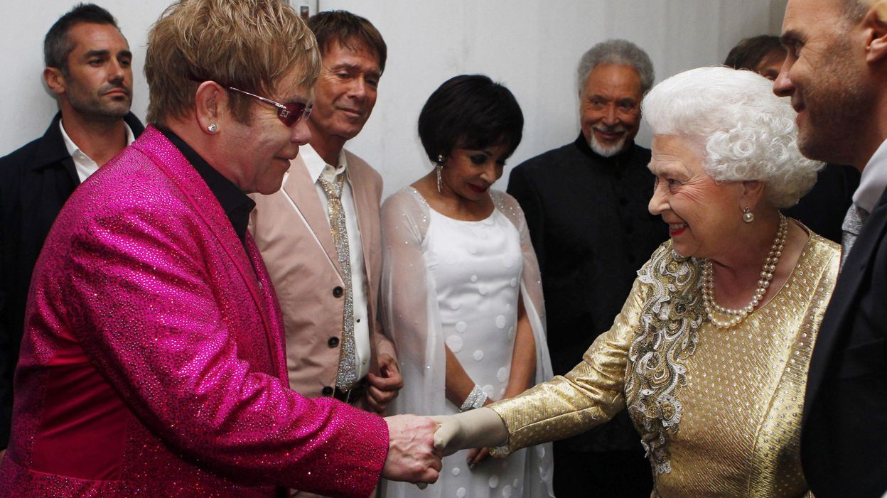 La R Action Des Sex Pistols Suite Au D C S De La Reine Elizabeth Ii