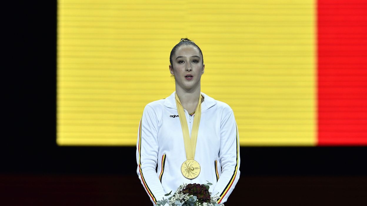 Jo Tokyo Nina Derwael Championne Olympique Aux Barres