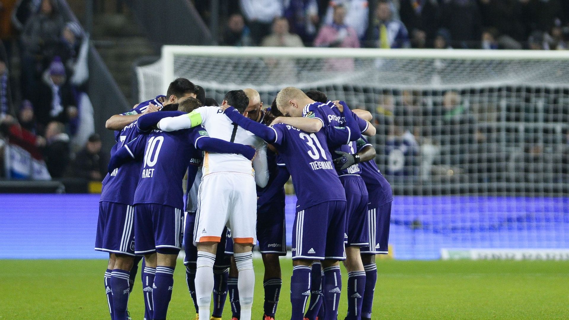 Anderlecht En Appel Du Huis Clos Partiel Suite Au Match Contre