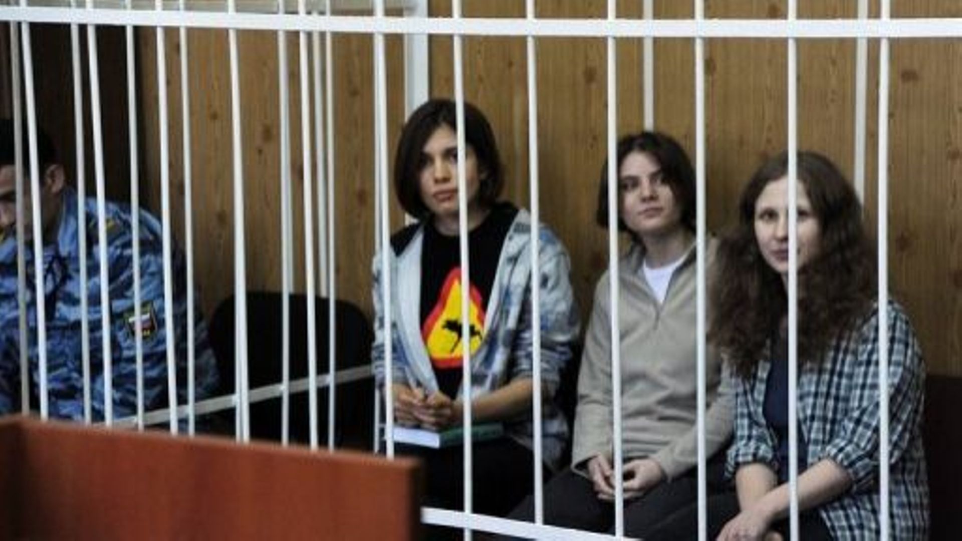 Russie lors de leur procès les Pussy Riot parlent de tortures en prison RTBF Actus
