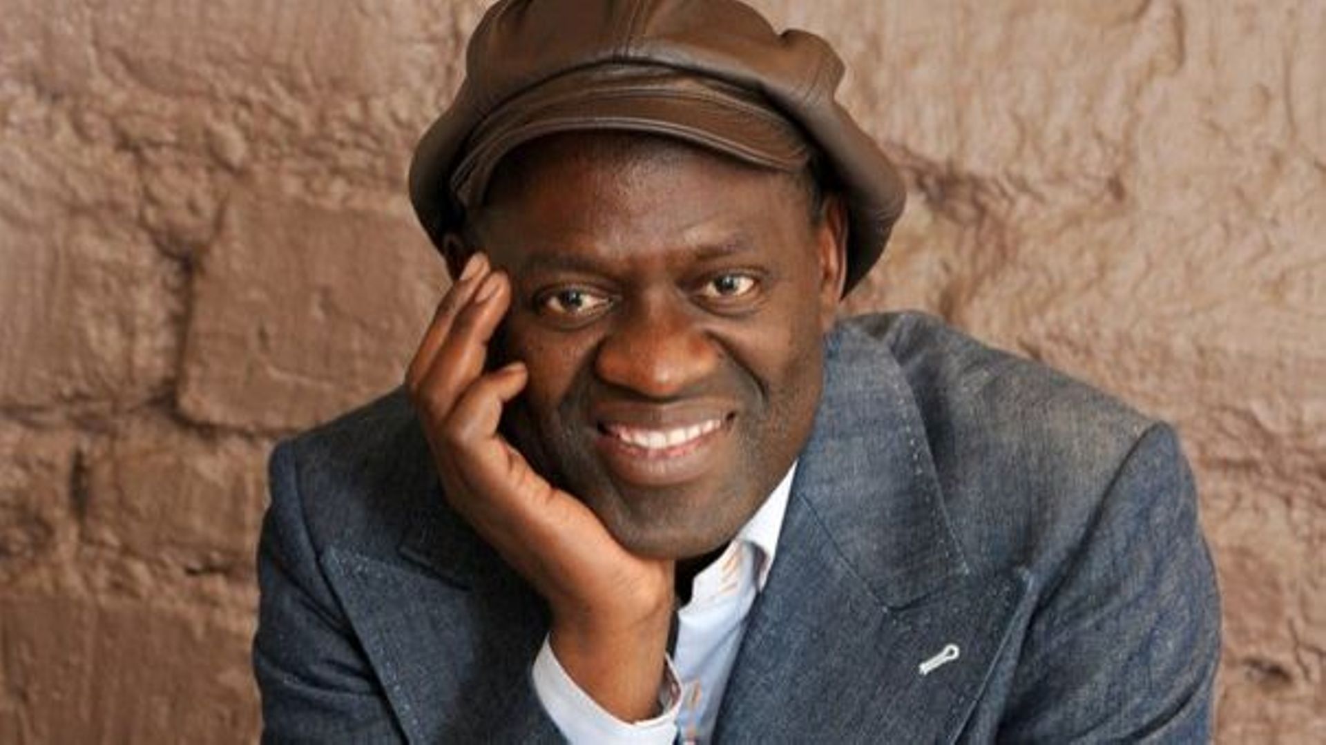 Alain Mabanckou Se Confie Dans Sur Mesures Sur Musiq Rtbf Actus