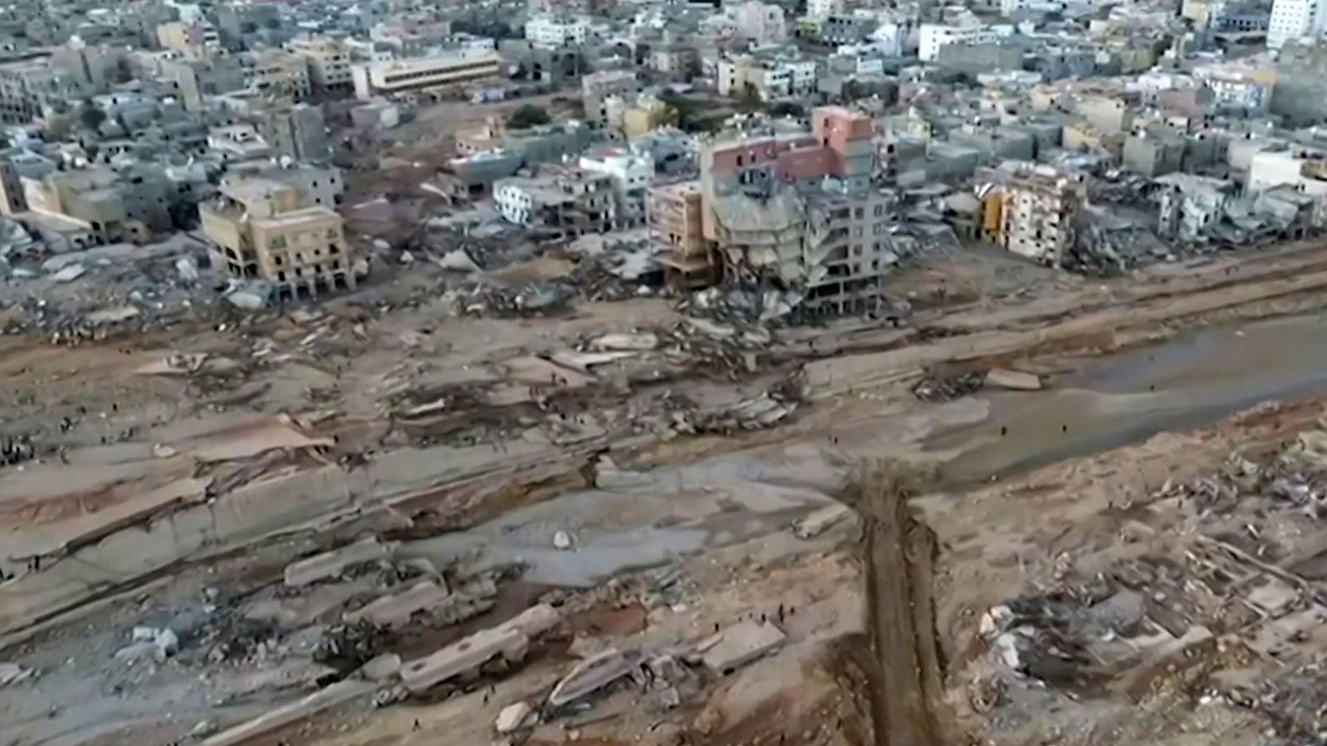 Inondations en Libye les deux barrages de Derna étaient fissurés