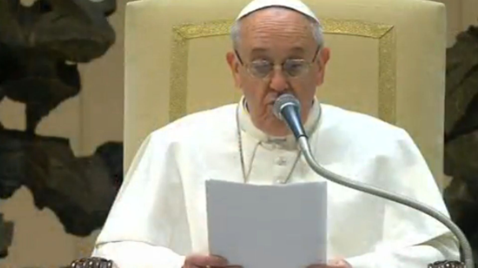 Le Pape Reconnait La Corruption Et L Existence D Un Lobby Gay Dans La