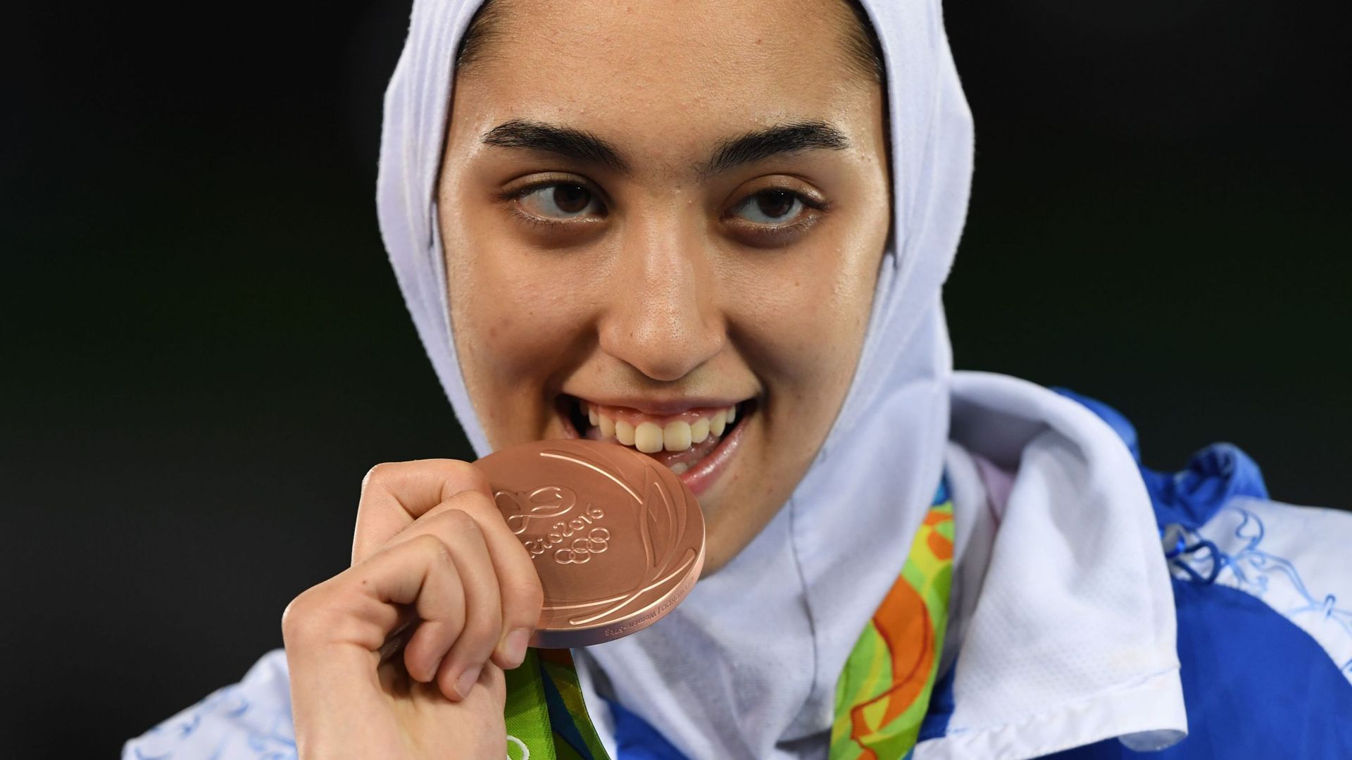 L Iran exprime sa joie après sa première médaille olympique féminine