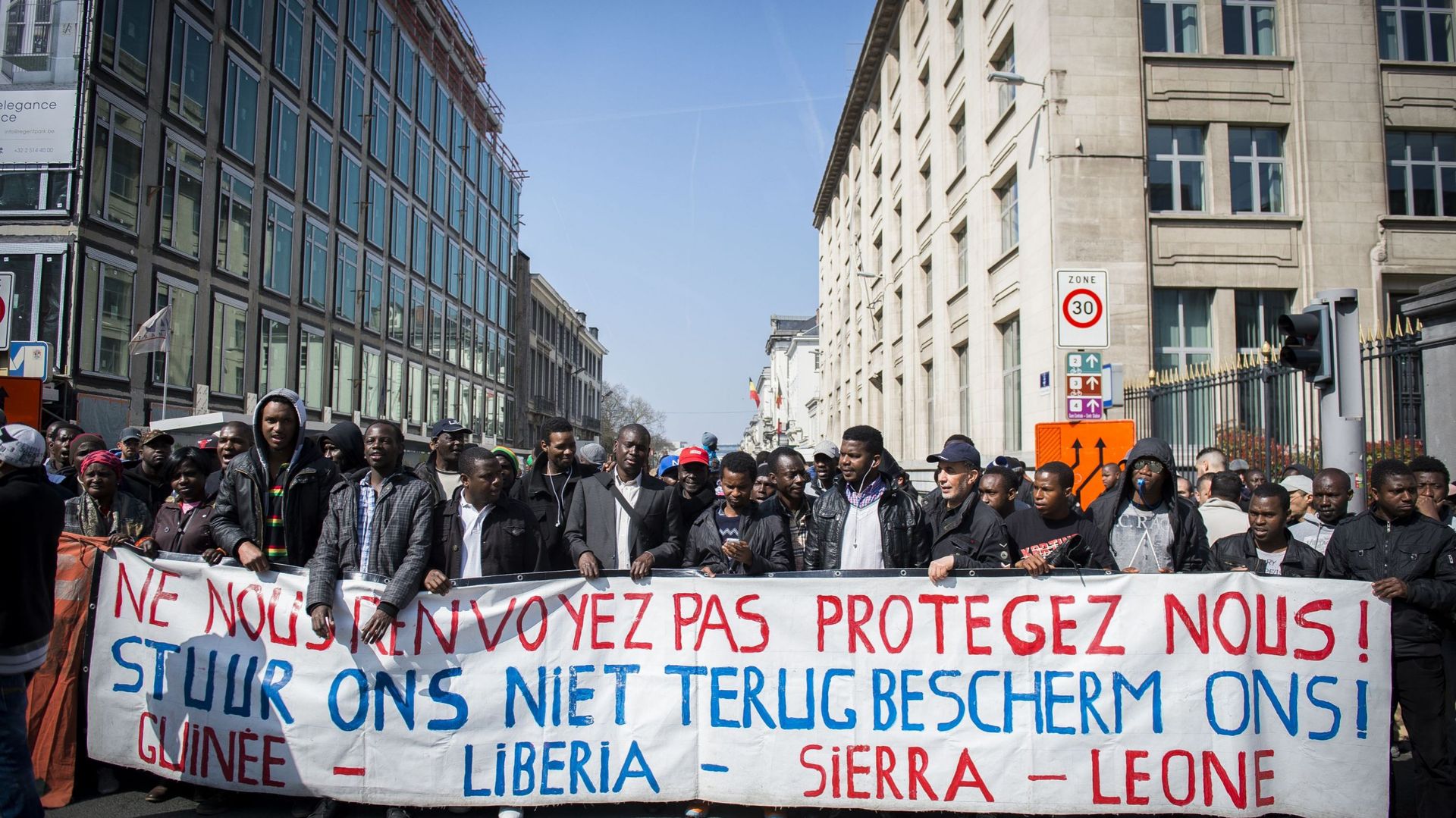 Les Centres D Accueil Pour Demandeurs D Asile Mis Au Pain Sec RTBF Actus