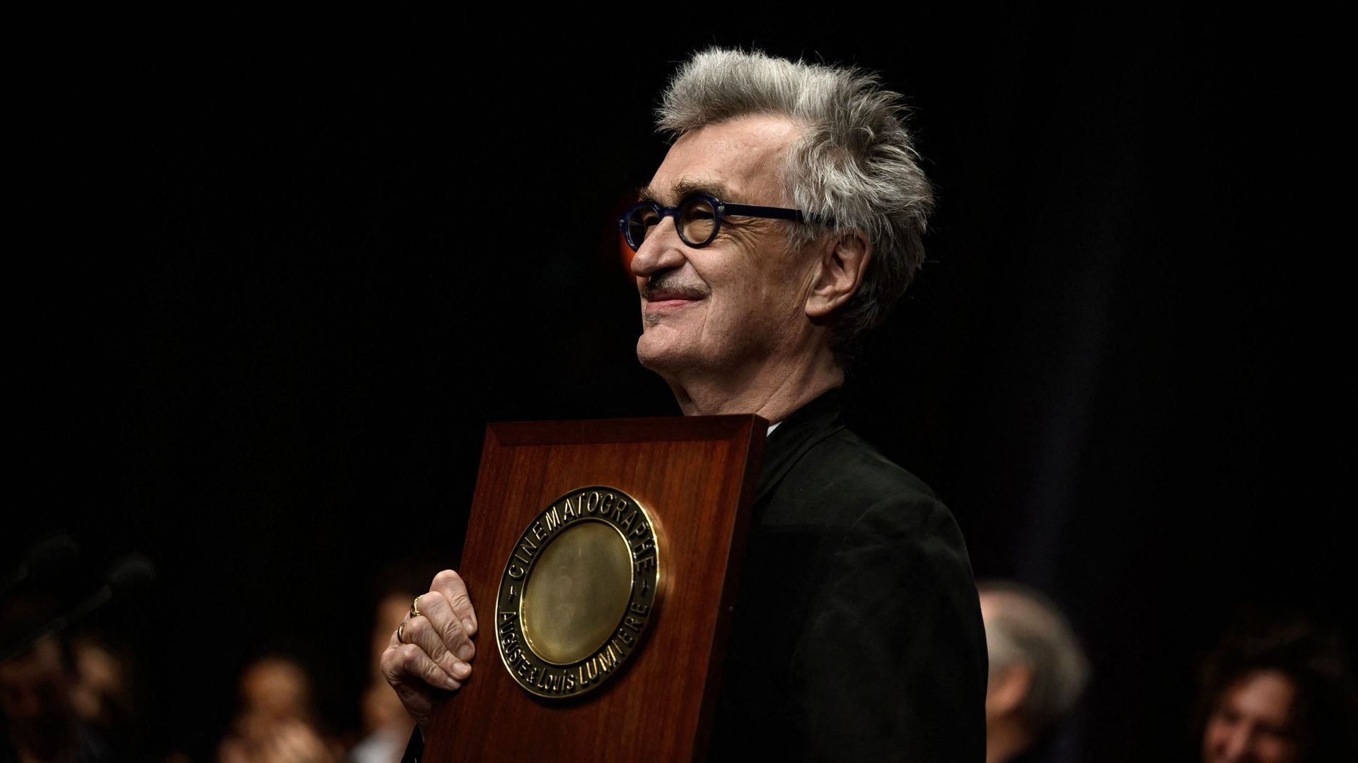 Le cinéaste allemand Wim Wenders récompensé par le prix Lumière 2023