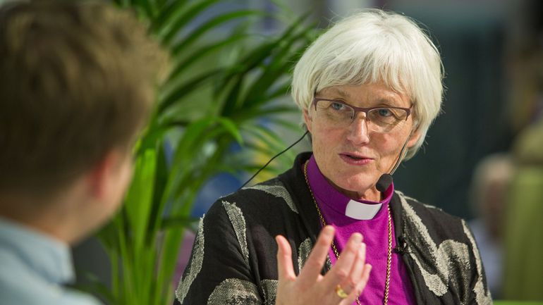 Plus de prêtresses que de prêtres en Suède : une avancée dans l'égalité hommes femmes