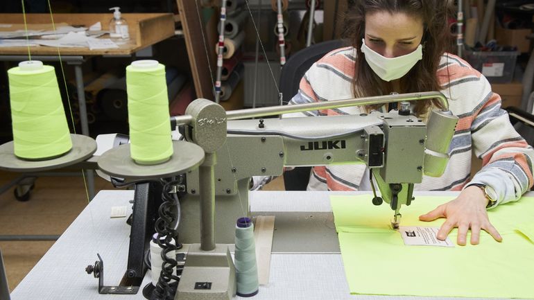 Slow Fashion : vêtements réversibles, sacs en matière recyclée, production made in Belgium, une autre mode est possible