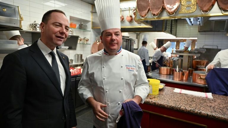 France: la famille Bocuse à la reconquête de sa troisième étoile