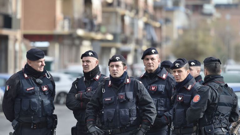 Des dizaines d'arrestations lors de deux opérations contre la mafia en Italie