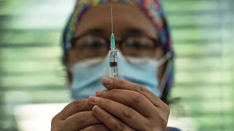 Coronavirus : les experts de l'OMS toujours opposés à la vaccination pour les voyages internationaux