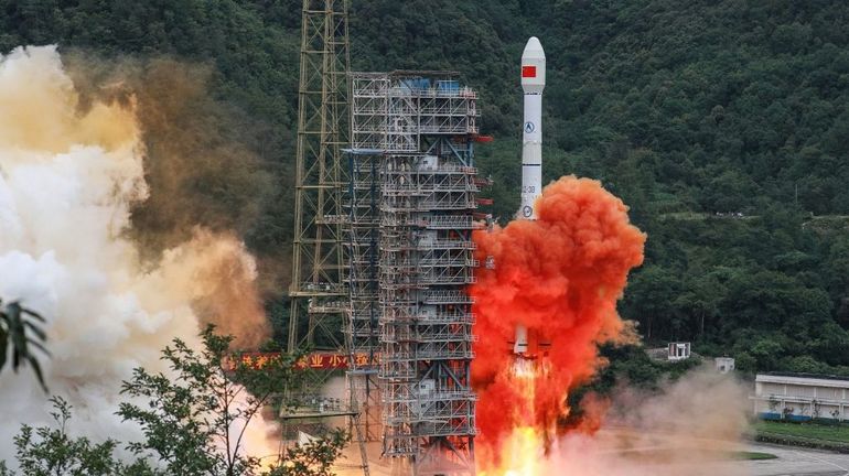 Dès 2022, un satellite Franco-Chinois pour observer la jeunesse de l'univers