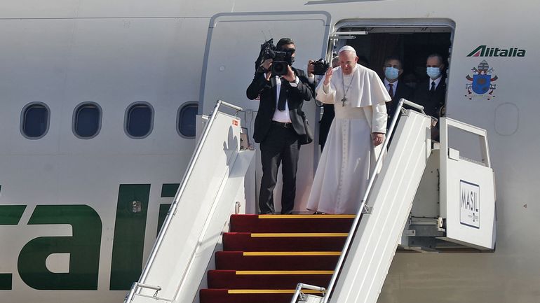Le pape François quitte l'Irak après une visite historique sans incident