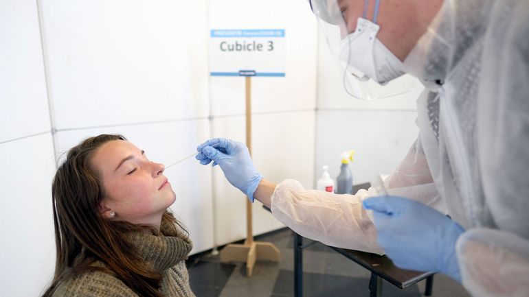 Coronavirus en Belgique : face à la saturation, les personnes asymptomatiques ne devront plus se faire tester