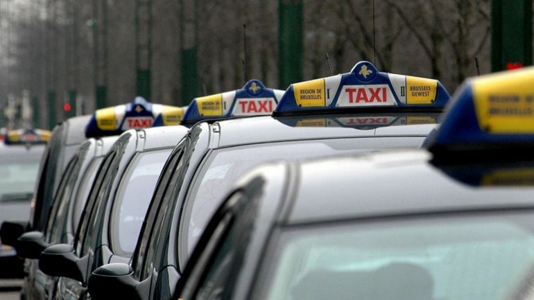 Coronavirus: les chauffeurs de taxis bruxellois demandent l'arrêt de leurs activités
