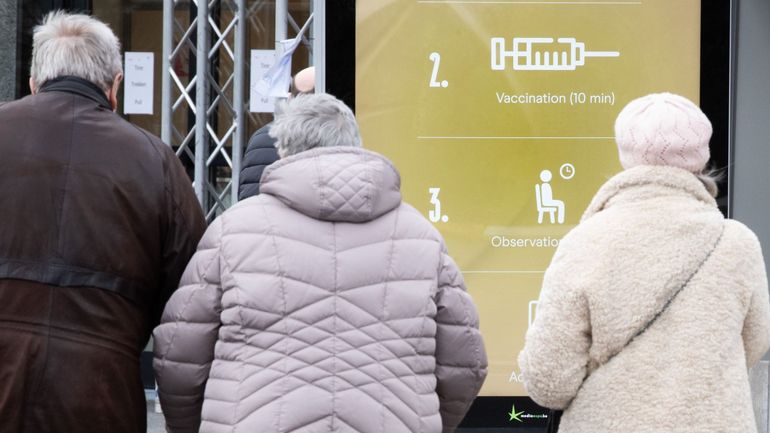 Molenbeek : un élu demande que le vaccin AstraZeneca ne soit pas administré dans le centre de vaccination qui ouvre lundi