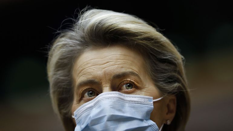 Commission européenne: les vaccins anti-coronavirus et le Brexit, un cocktail détonant pour Ursula von der Leyen