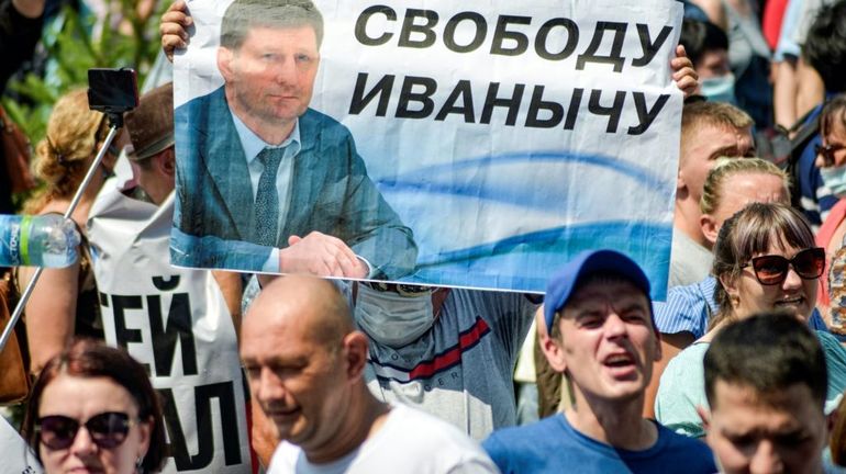 Une grande ville russe mobilisée contre l'arrestation de son gouverneur, opposant au pouvoir