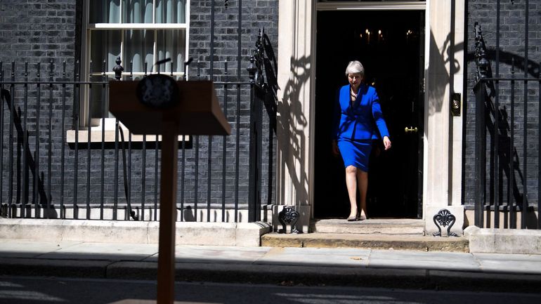 Theresa May a remis sa démission à la reine Elizabeth