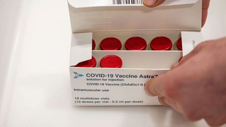 Coronavirus : le vaccin AstraZeneca pourrait être administré aux plus de 55 ans après nouvelle analyse
