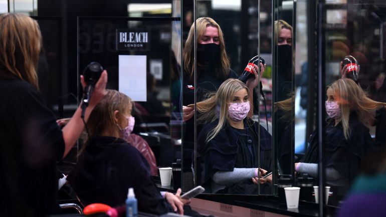 La possible réouverture des salons de coiffure et de beauté ? Malheureusement, un trompe-l'Sil