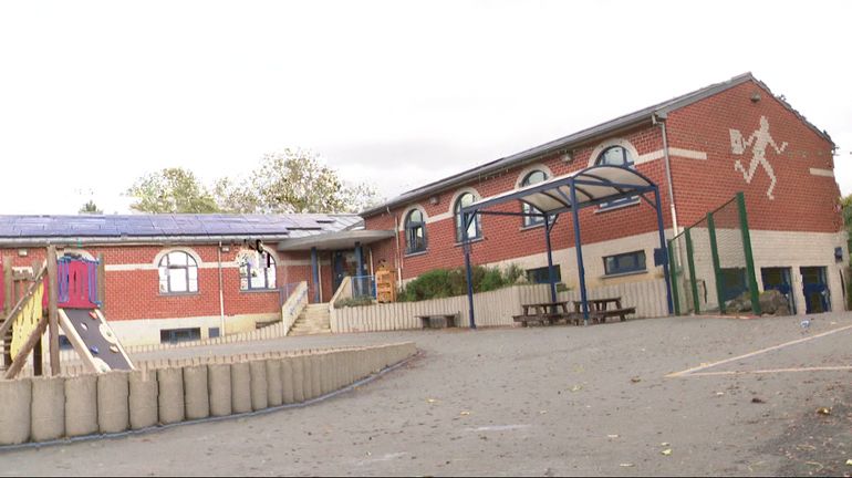 Ham-sur-Heure-Nalinnes : l'administration de l'enseignement obligatoire met en cause la légalité de la fermeture des écoles.