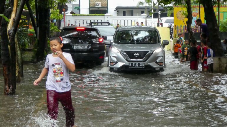 Indonésie: Jakarta frappée par des inondations
