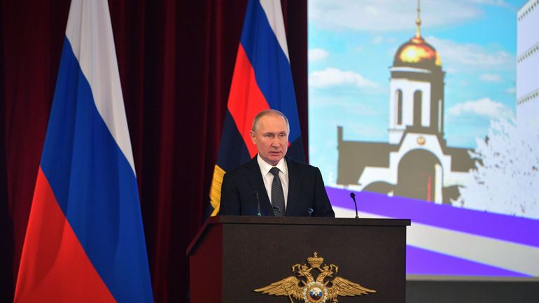Révision constitutionnelle en Russie: Poutine donne le feu vert à un 
