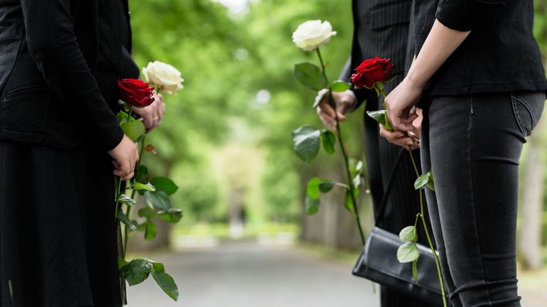 50 personnes aux funérailles : assouplissement impossible à mettre en pratique ?