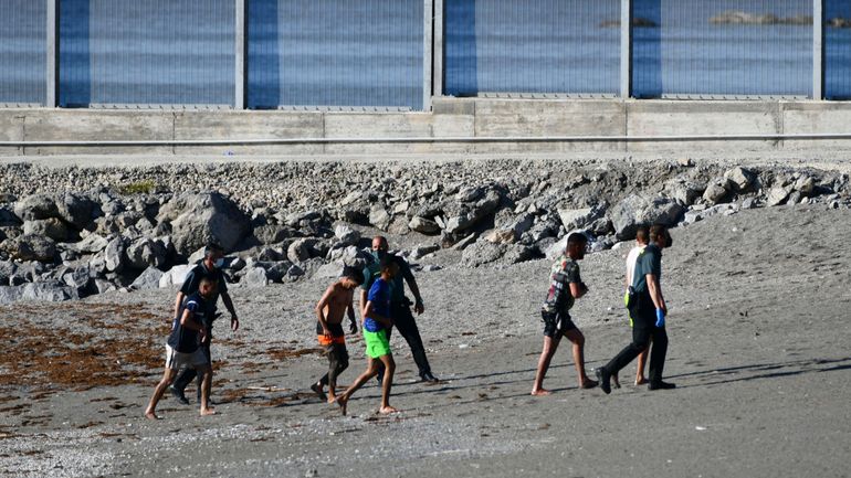 Asile et migration: record d'arrivées de 5000 migrants en une journée à Ceuta en Espagne depuis le Maroc