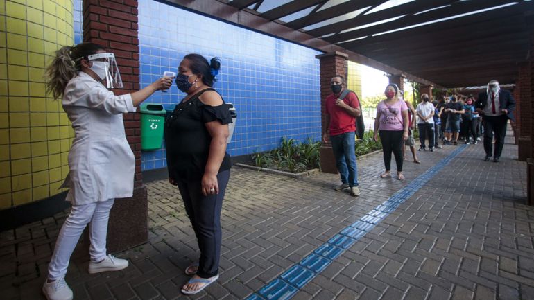 Coronavirus au Brésil : 67.860 cas enregistrés en 24 heures, un nouveau record de cas en une journée