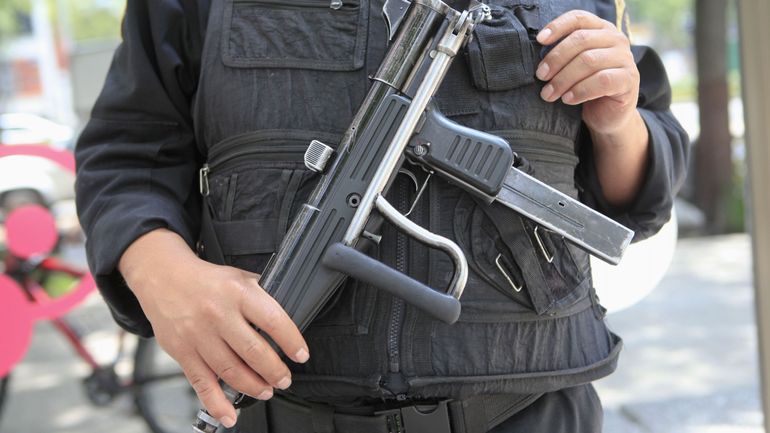 Mexique : le chef de la sécurité de Mexico blessé dans un attentat qui a fait plusieurs victimes
