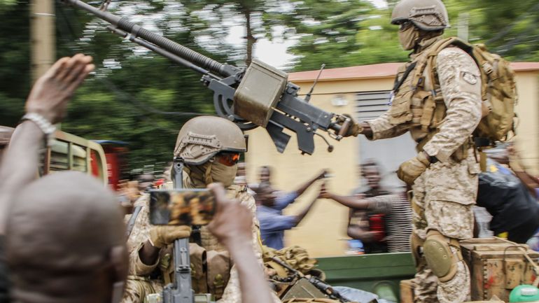 Coup d'Etat au Mali : les militaires au pouvoir annoncent des élections dans un 