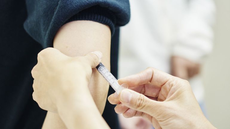 Coronavirus : la Belgique aura-t-elle assez de seringues et d'aiguilles pour le vaccin ?