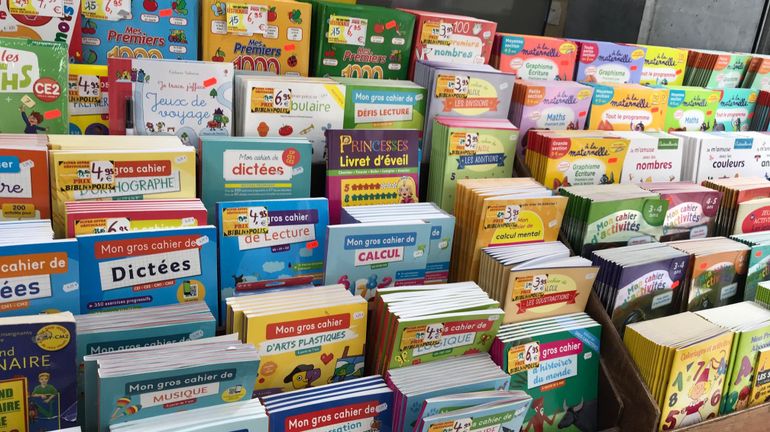 Mons : Livres d'activité et manuels scolaires se vendent comme des petits pains