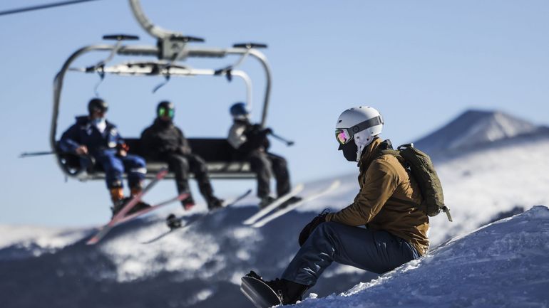 Coronavirus : Noël au ski compromis en Italie, et ailleurs qu'en est-il ?