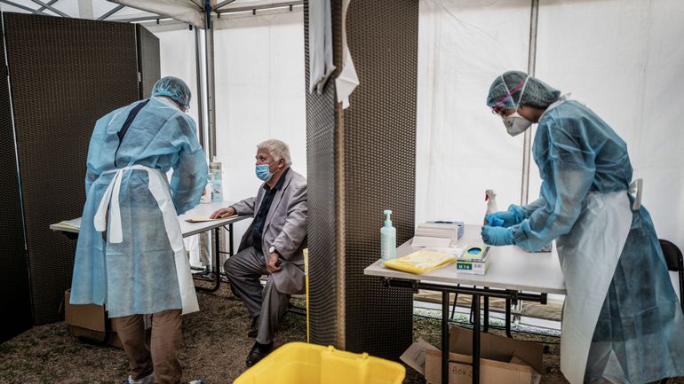 Coronavirus en France : près de 10.000 nouveaux cas en 24 heures ce vendredi