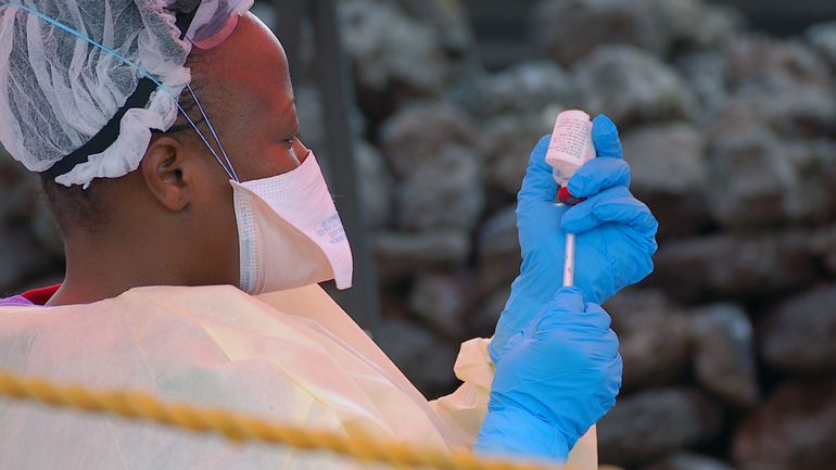 Ebola au Congo: la RDC va finalement utiliser le vaccin belge contre le virus Ebola