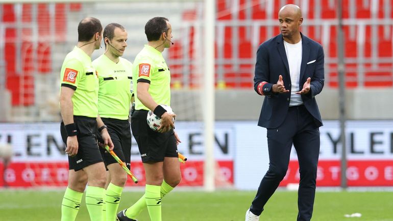 Vincent Kompany amer après la défaite d’Anderlecht : "Nous ne sommes pas les seuls à devoir faire des progrès"