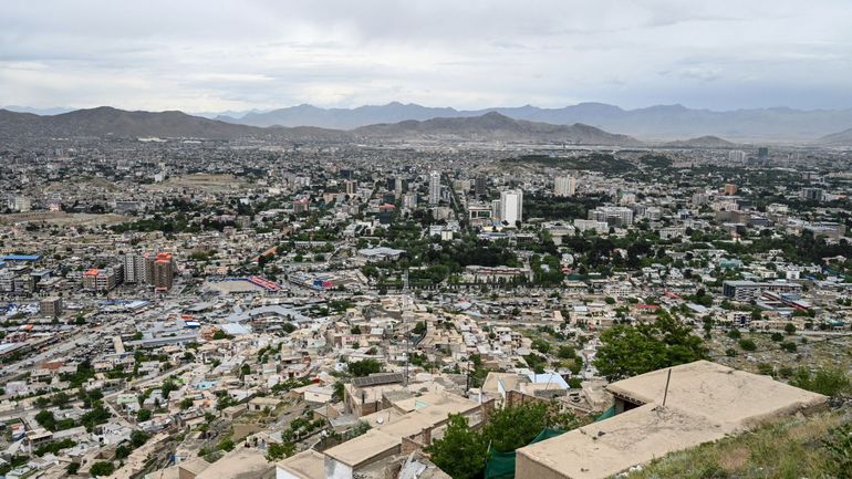 Afghanistan : une explosion devant une école à Kaboul fait des dizaines de victimes