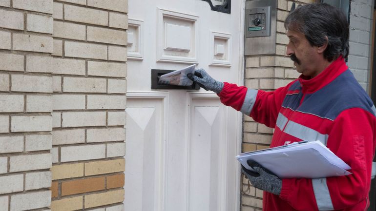 Près de 1000 facteurs recrutés en 2020 par bpost, un personnel ayant travaillé dans l'horeca