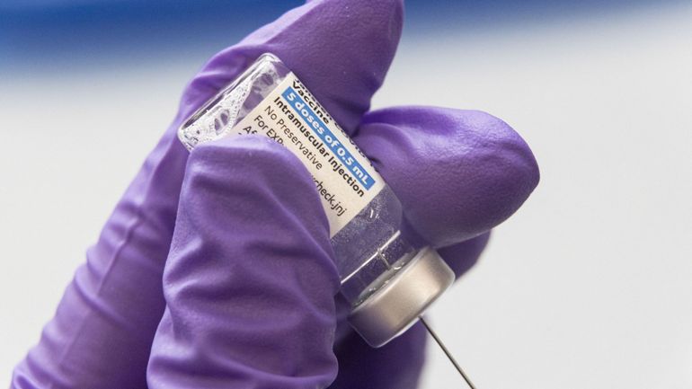 L'agence européenne du médicament passe au crible le vaccin Johnson&Johnson, après des incidents thrombo-emboliques