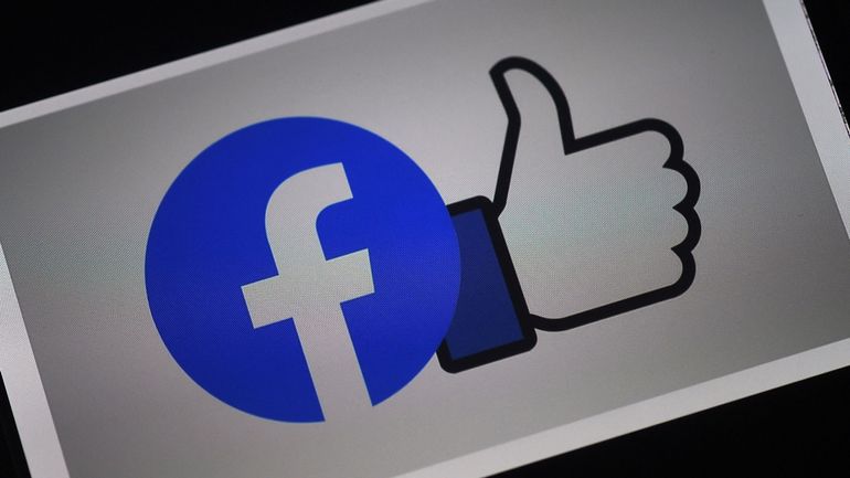 Facebook désactive 1,3 milliard de faux comptes en trois mois