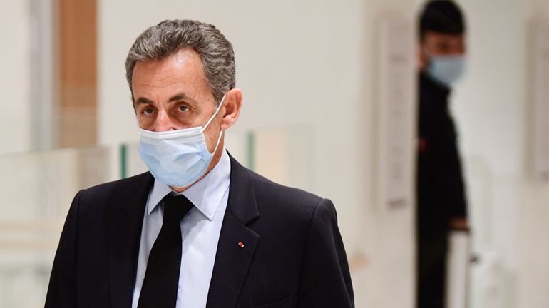 Procès Sarkozy : le parquet financier requiert 4 ans de prison dont 2 avec sursis contre l'ancien président français