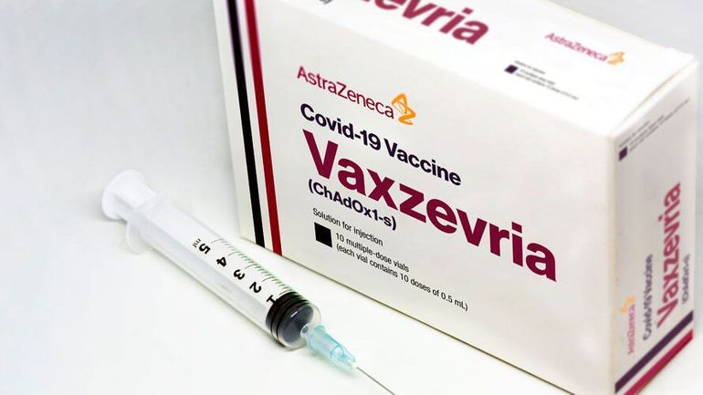 Coronavirus: deux décès en Belgique sont probablement liés à l'administration du vaccin, selon l'AFMPS