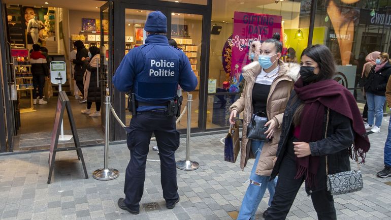 Bruxelles : des patrouilles de police contre le sexisme et du harcèlement de rue