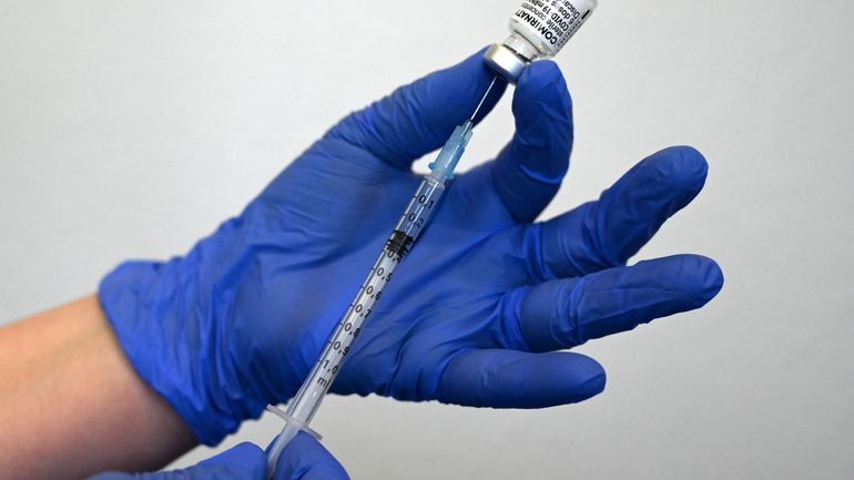 Coronavirus : l'UE signe un nouveau contrat avec Biontech/Pfizer pour 1,8 milliard de doses