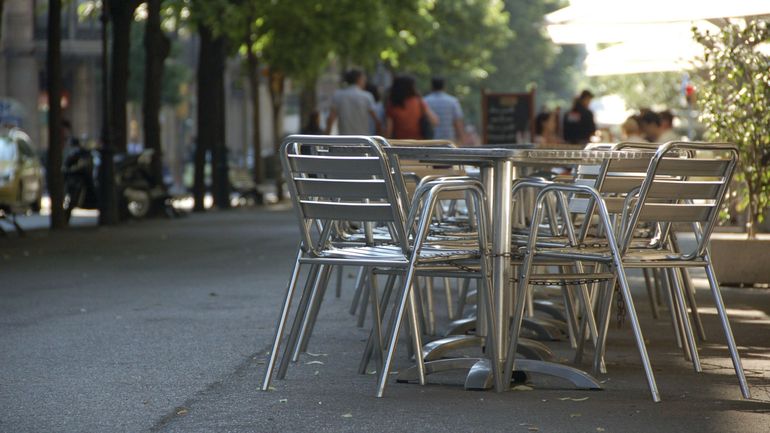 Coronavirus : la Catalogne ferme ses bars et ses restaurants pendant 15 jours