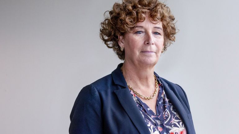 La ministre des télécommunications se concertera avec le secteur télécom pour lever les limites de téléchargement